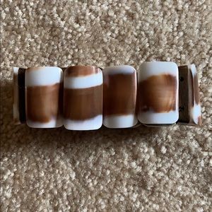 Brown and white stretchy bracelet